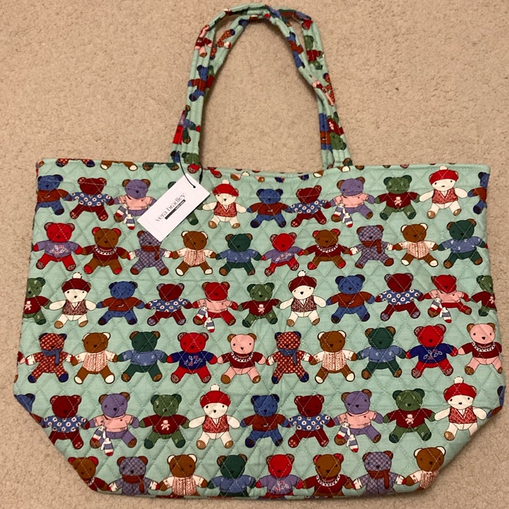 Vera Bradley Essentials Grand Tote in Toasty Teddies